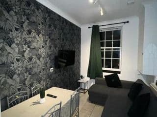 3 BedRoom Flat*5 Min walk to Kings cross. Netflix - Photo 3