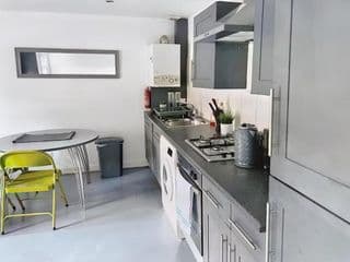 Lovely 2-bedroom serviced apartment Greater London - Photo 9
