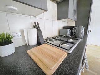 Lovely 2-bedroom serviced apartment Greater London - Photo 10