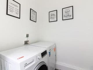 Two Bedroom Apartment in Central London with Large Terrace - Photo 19