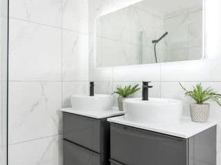 Two Bedroom Apartment in Central London with Large Terrace - Photo 20