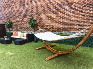 Two Bedroom Apartment in Central London with Large Terrace - Photo 7