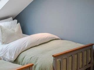 Stunning 3 Bed Duplex Apartment in the heart of West Hampstead - Photo 15