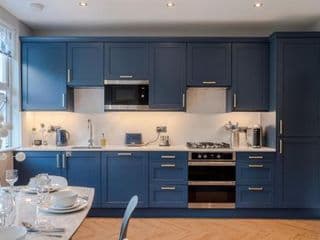 Stunning 3 Bed Duplex Apartment in the heart of West Hampstead - Photo 10