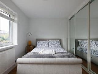Bright & welcoming garden flat sleeps 6 in style - Photo 7
