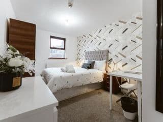 Whitechapel en-suite beds to stay