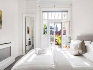 The Family Guy- Hampstead 3 Bed with Garden - Photo 13