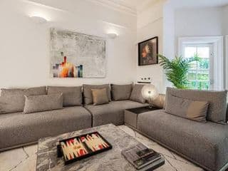 The Family Guy- Hampstead 3 Bed with Garden - Photo 21