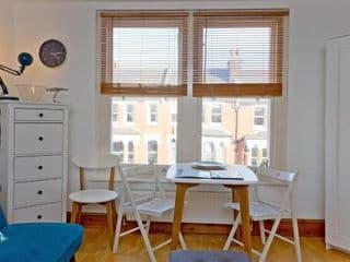 Convenient 1 bedroom apartment with parking - Photo 4