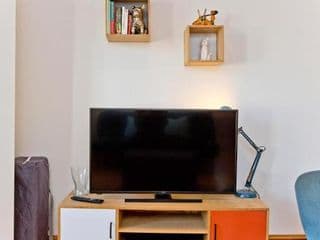 Convenient 1 bedroom apartment with parking - Photo 7
