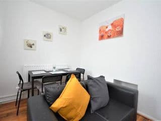 Lovely 2 Bedroom Condo in Greater London