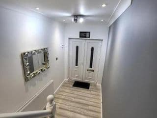 Eastend Apartments - Photo 23