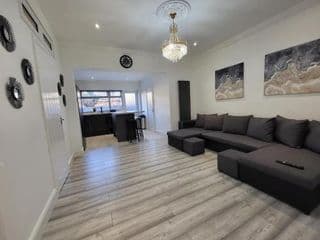 Eastend Apartments - Photo 7