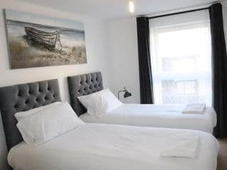 Garland Modern Central City Apartment London - Photo 13