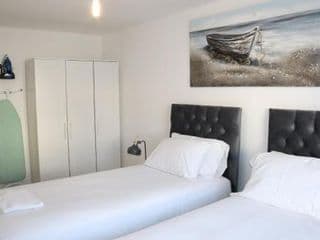 Garland Modern Central City Apartment London - Photo 21