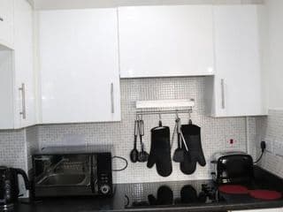 Garland Modern Central City Apartment London - Photo 9