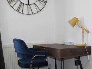 Garland Modern Central City Apartment London - Photo 10