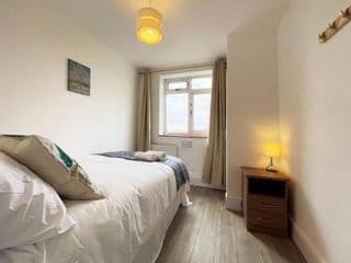 Sophie's Place in Vauxhall - Photo 11