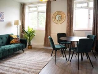 Sophie's Place in Vauxhall - Photo 13