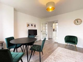 Sophie's Place in Vauxhall - Photo 4
