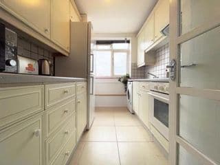 Sophie's Place in Vauxhall - Photo 5