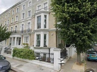 დLUXURY & Spacious Duplex in the Heart of Chelseaდ - Photo 2