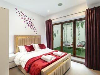 დLUXURY & Spacious Duplex in the Heart of Chelseaდ - Photo 9