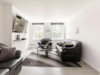 Lovely 3 bedroom flat in North London - Photo 13