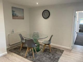 Lovely 3 bedroom flat in North London - Photo 3