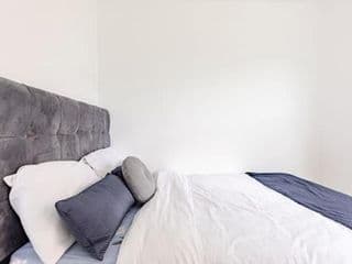 Lovely 3 bedroom flat in North London - Photo 8