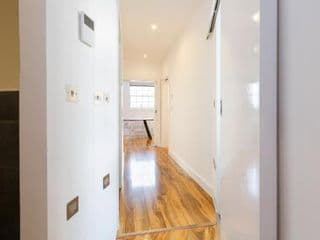 Spacious 4 bedrooms flat in New Oxford Street - Photo 21