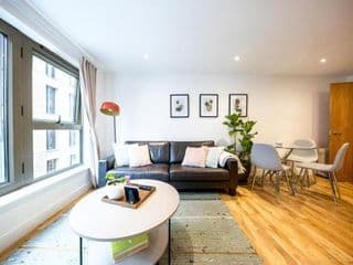 Apartment by Spitalfields & Liverpool Street Station