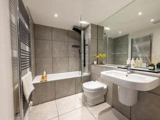 Apartment by Spitalfields & Liverpool Street Station - Photo 14