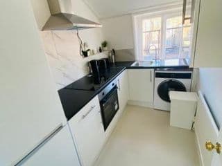 Modern 1 bedroom flat in Paddington - Photo 7