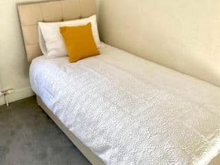 Modern 1 bedroom flat in Paddington - Photo 10