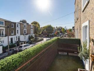 The Dalston Maisonette - Photo 3