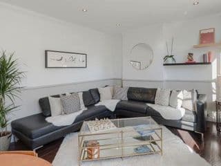 The Dalston Maisonette - Photo 4