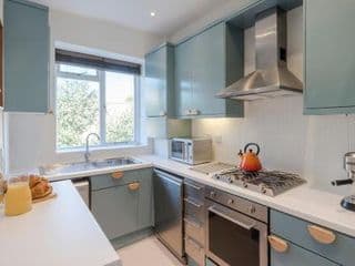 The Dalston Maisonette - Photo 10