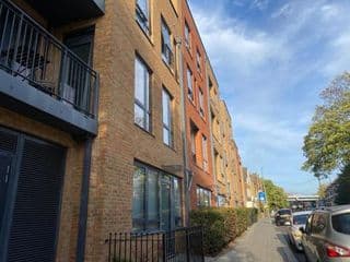 Spacious two Bedroom Apartment in Balham - Photo 21