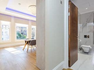 LuxLet Apartments - Heart of Hampstead, London - Photo 19
