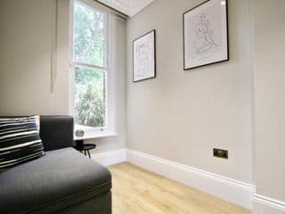 LuxLet Apartments - Heart of Hampstead, London - Photo 23