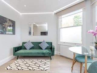 LuxLet Apartments - Heart of Hampstead, London - Photo 4