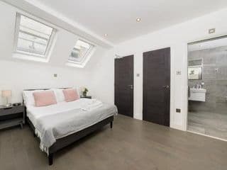 Best location! NEW! 2 BED/2,5 BATH OXFORD STREET! - Photo 14