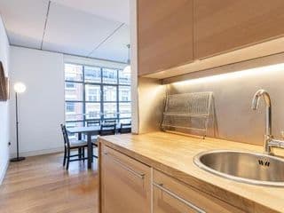 City Apartments - Photo 20