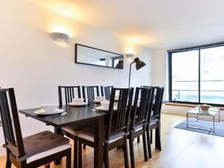 City Apartments - Photo 8