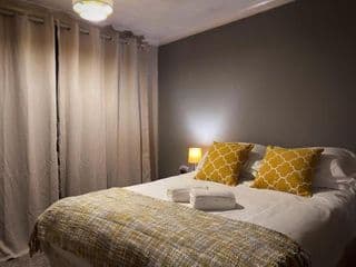 Vintage 3 Bedroom House near Catford - Photo 14