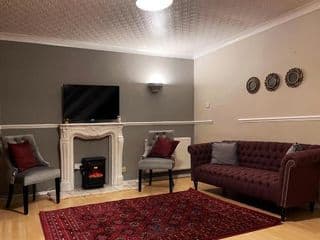 Vintage 3 Bedroom House near Catford - Photo 8