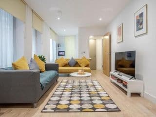 Deluxe Condo Beside 02 Arena and Central London