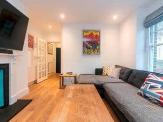 Pass the Keys Modern Victorian home in London