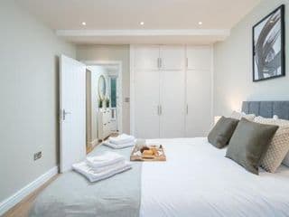 Morden & Comtempery 2 Bed Flat, In Shepherds bush - Photo 24